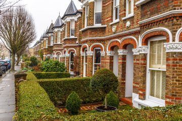 London leads asking rent annual rise for first time since 2014